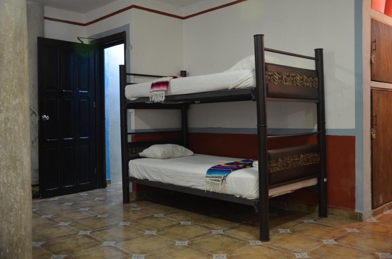Fiesta Party Hostel - Cancún Buitenkant foto